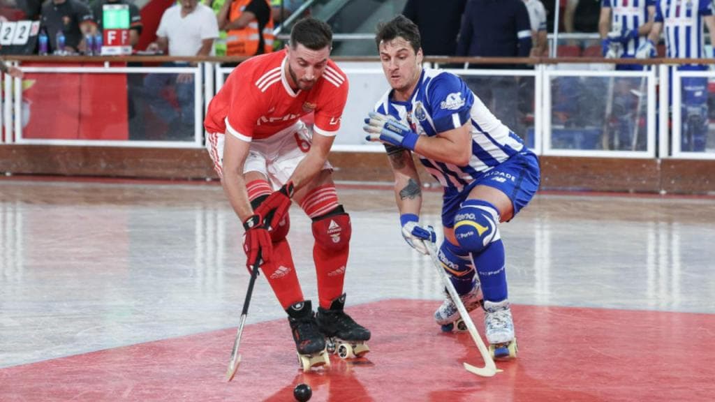 Benfica bate o Porto e empata o play-off