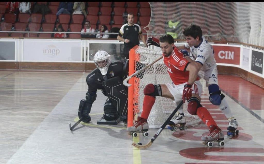 Benfica vence Barcelos e reforça liderança do Campeonato Placar
