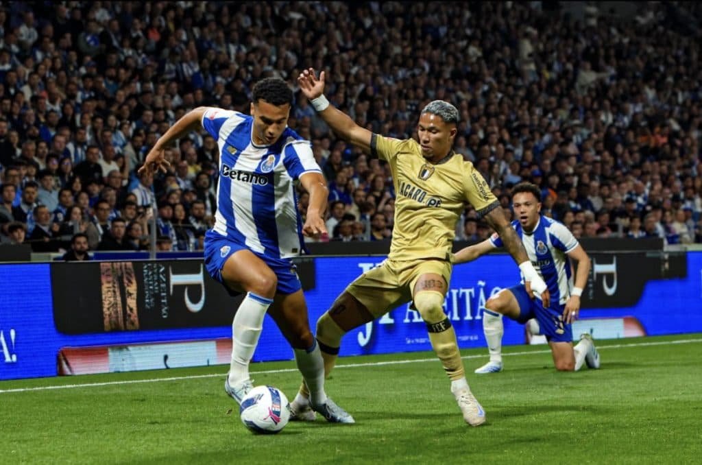 FC Porto cede empate nos descontos frente ao FC Famalicão