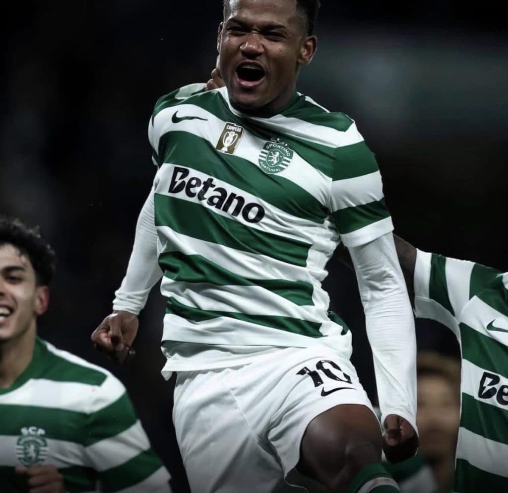 Sporting domina Casa Pia em Alvalade e aproxima-se do líder